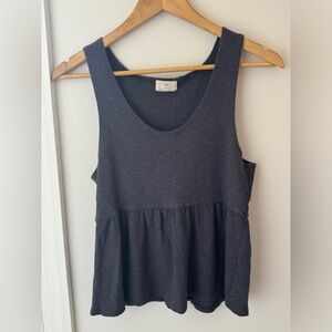 • Anthropologie T.La • Women’s Charcoal Ribbed Rhonda Babydoll Tank Top Medium